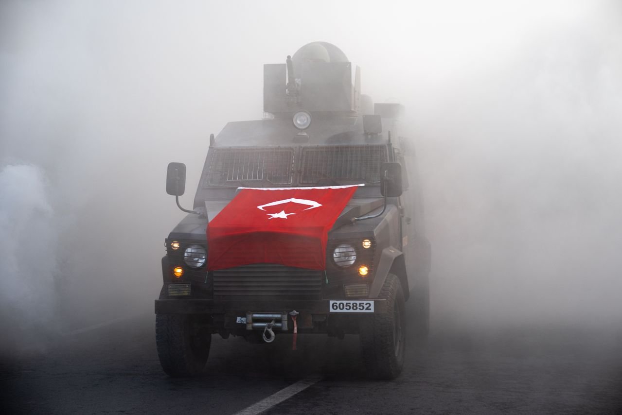 Türkiye’de 'DEV ÇEKİRGE' Paniği! Boyları 10 Santimetreyi Buluyor... Bakteri ve Virüs Gerçeği Ortaya Çıktı